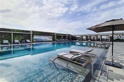 Hotel Okura Manila, Manila (updated prices 2024).